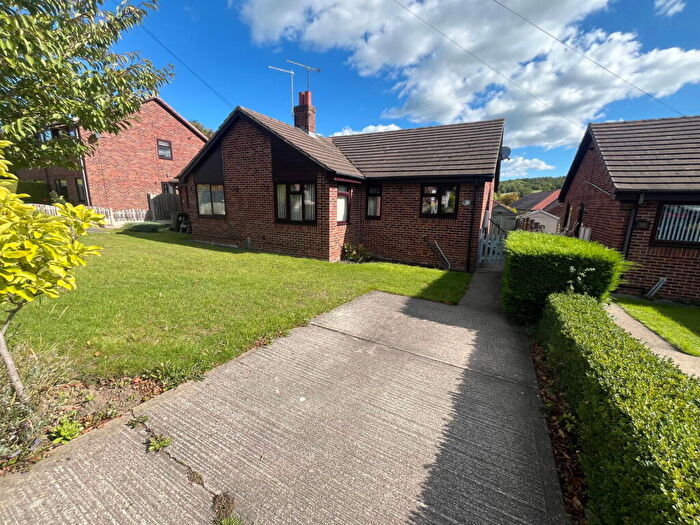 2 Bedroom Semi-Detached Bungalow For Sale In Manor Park, Silkstone, S75