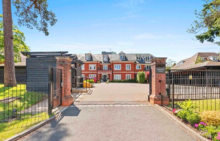 2 Bedroom Flat To Rent In Station Road, Pinehurst Court, HP9