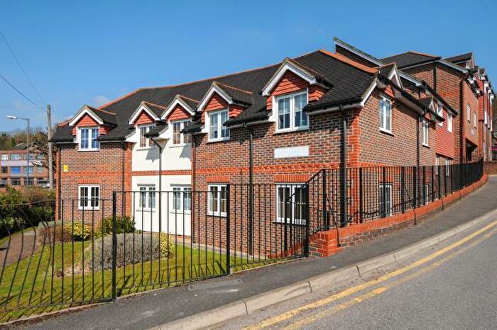 2 Bedroom Apartment To Rent In Hospital Hill, Chesham, HP5