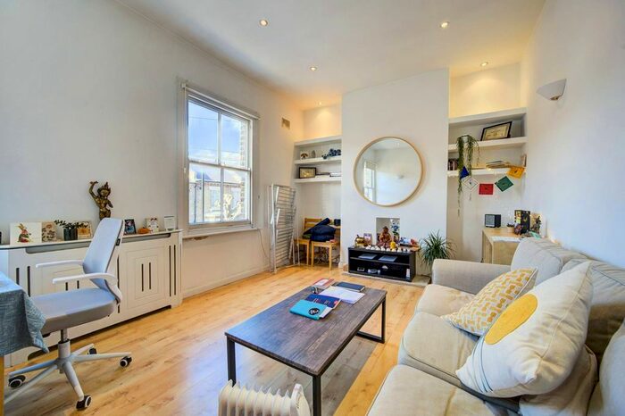 1 Bedroom Flat To Rent In Fourth Avenue, Queen's Park, London, W10