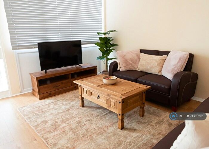 4 Bedroom Terraced House To Rent In Cowdrey Place, Canterbury, CT1