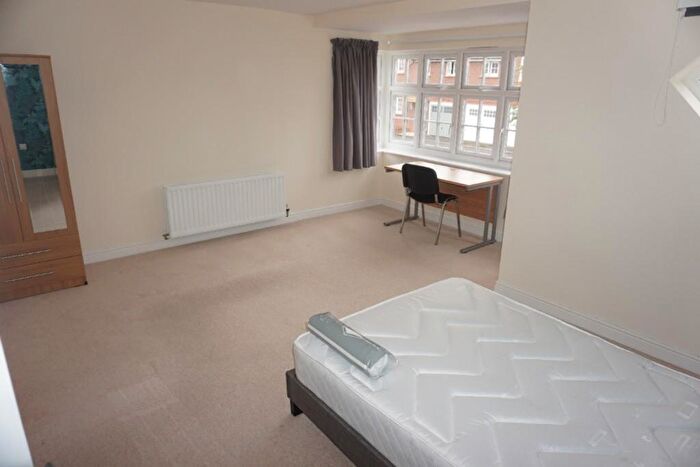 6 Bedroom House To Rent In Danby Street, Bristol, BS16