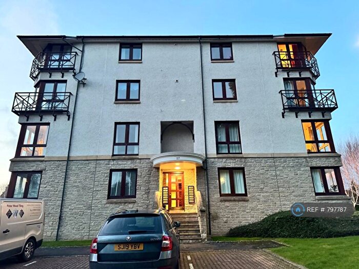2 Bedroom Flat To Rent In Greenpark, Edinburgh, EH17