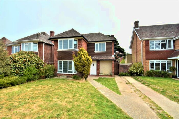3 Bedroom Semi-Detached House To Rent In The Paddock, Gosport, PO12