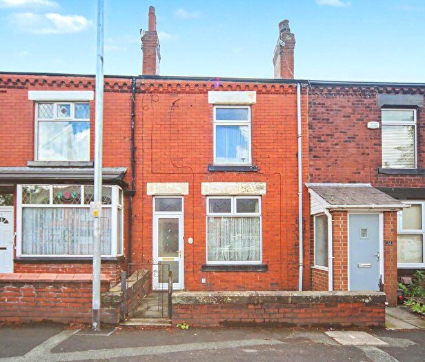 2 Bedroom Terraced House For Sale In Tottington Road, Bolton, BL2