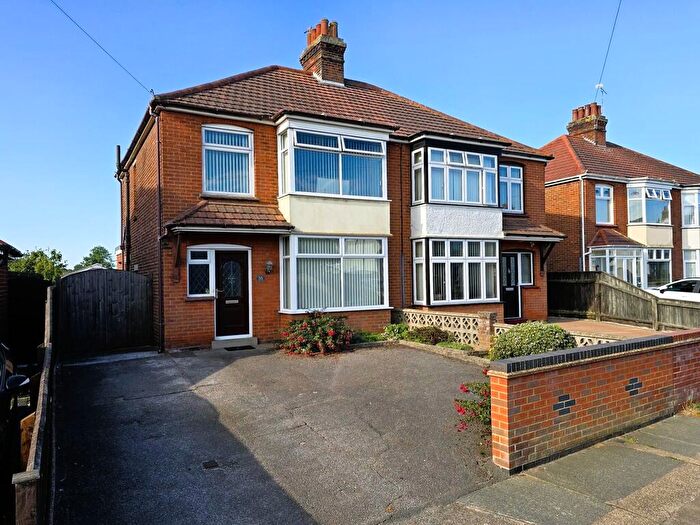 3 Bedroom Semi-Detached House For Sale In Seaton Road, Felixstowe, IP11