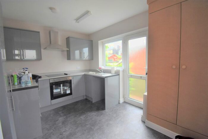 3 Bedroom Semi-Detached House To Rent In Swan Close, Talke, Stoke-On-Trent, ST7