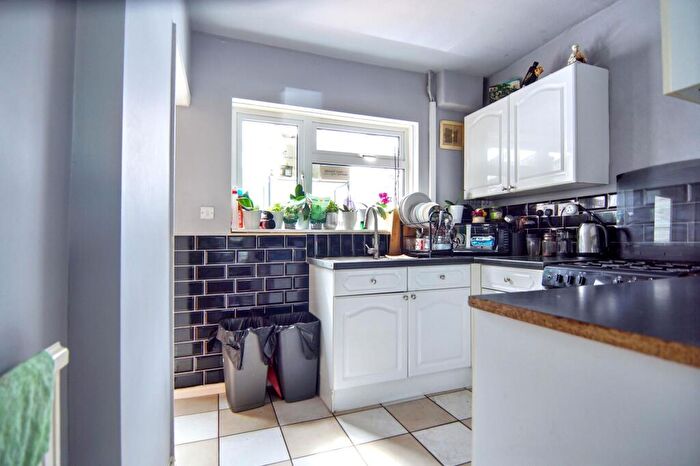 3 Bedroom Terraced House For Sale In Frederick Road, Gun Hill, CV7