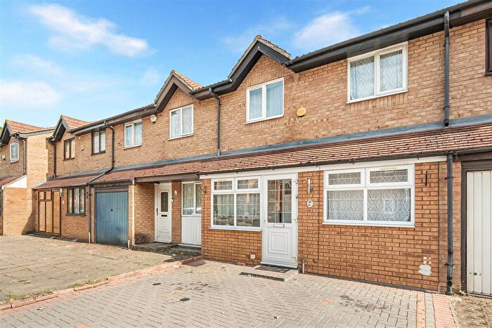 3 Bedroom Terraced House For Sale In Express Drive, Goodmayes, IG3