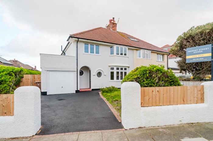 3 Bedroom Semi Detached House For Sale In Wynstay Road, CH47