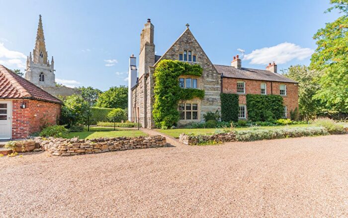 6 Bedroom Detached House For Sale In Main Street, Fenton, Newark, NG23