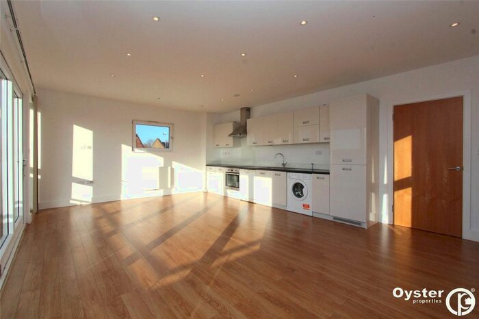 2 Bedroom Flat To Rent In Hampshire Street, London, NW5