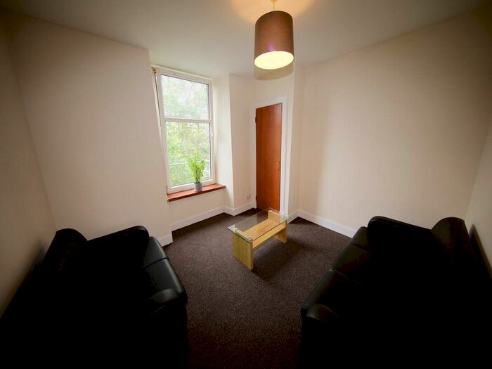 1 Bedroom Flat To Rent In Bright Street, Lochee, Dundee, DD2