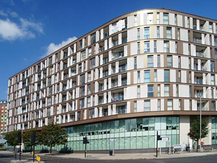 1 Bedroom Flat For Sale In Ferry Lane, London, N17