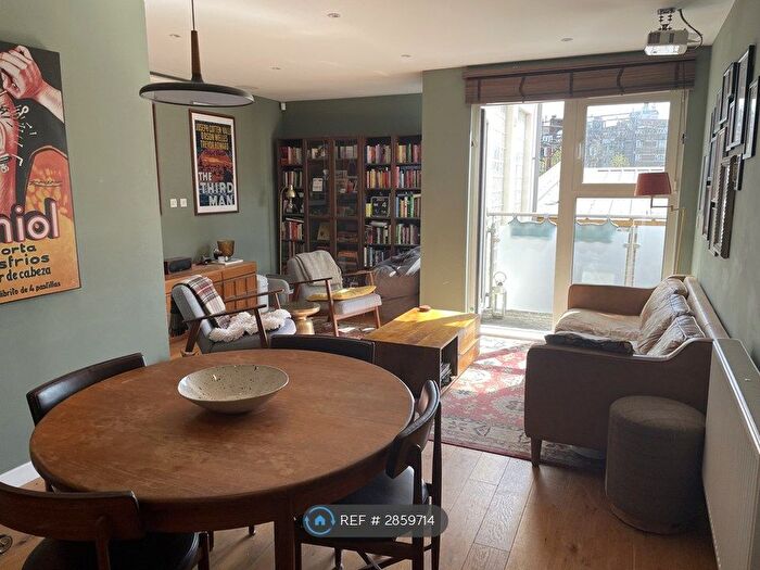 2 Bedroom Flat To Rent In Andre St, London, E8