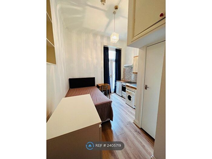 Studio To Rent In Callcott Road, London, NW6