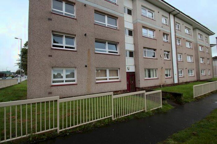 3 Bedroom Flat To Rent In Parkhead Lane, Airdrie ML6