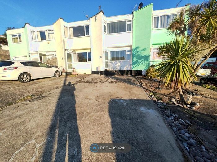 2 Bedroom Terraced House To Rent In Palatine Close, Torquay, TQ1