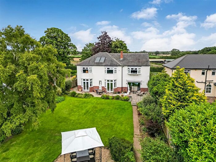 4 Bedroom Detached House For Sale In Merrybent, Darlington, DL2