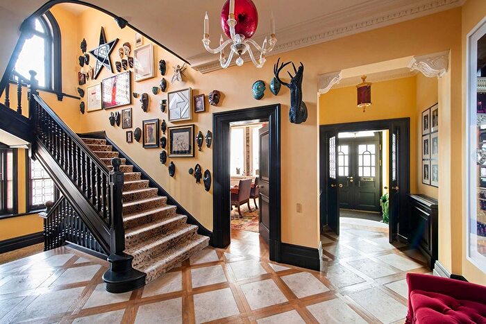 5 Bedroom Terraced House For Sale In Cadogan Gardens, London, SW3