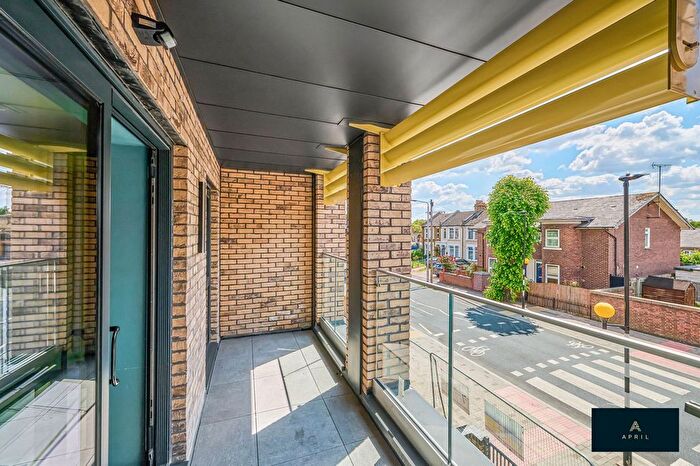 1 Bedroom Flat To Rent In Harrow Road, London, E11