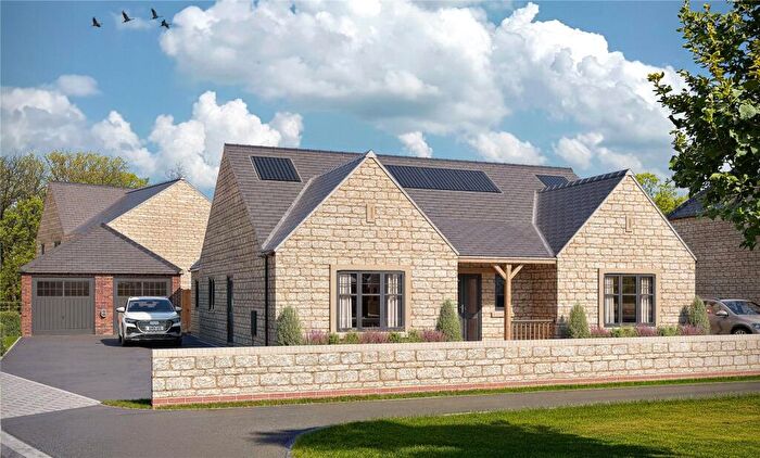 2 Bedroom Bungalow For Sale In Hayfield Heights, Gotherington, Cheltenham, Gloucestershire, GL52