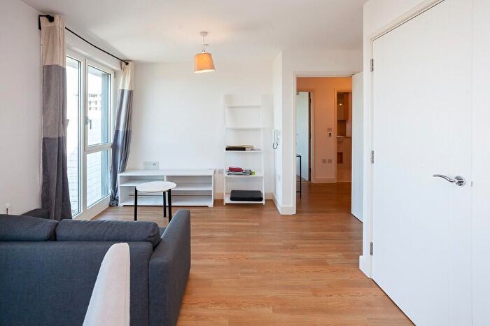 1 Bedroom Apartment To Rent In Marner Point, Jefferson Plaza, E3