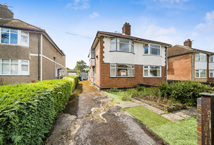 3 Bedroom Semi Detached House For Sale In Burdell Avenue, Headington, Oxford, Oxfordshire, OX3