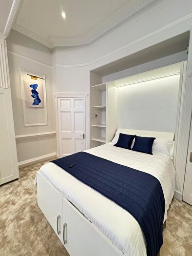 Studio To Rent In Welbeck Street, London, W1G