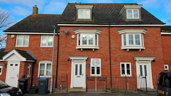 4 Bedroom Terraced House To Rent In White Horse Way, Devizes, SN10