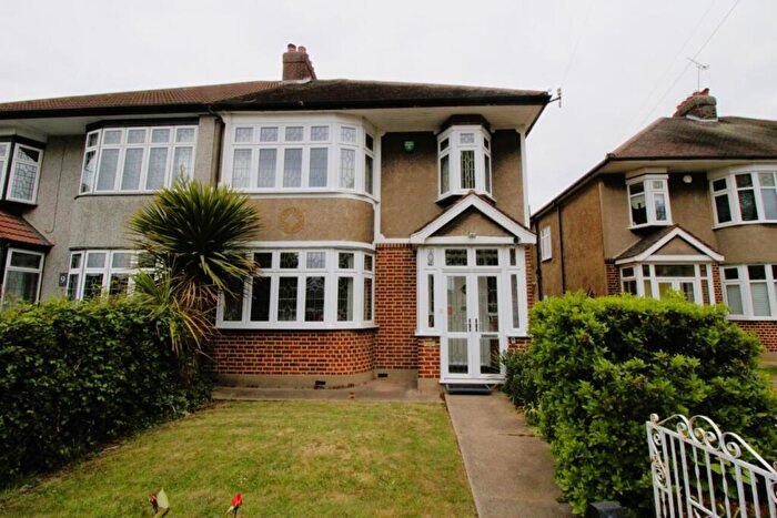 3 Bedroom Semi-Detached House For Sale In Lichfield Terrace, Upminster, Essex, RM14