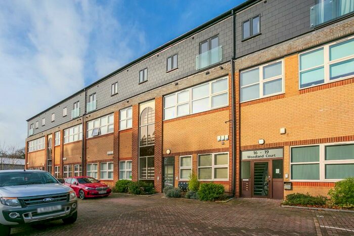 1 Bedroom Apartment To Rent In Soothouse Spring, St. Albans, Hertfordshire, AL3