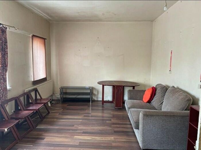 3 Bedroom Flat To Rent In Spring Road, Birmingham, B11