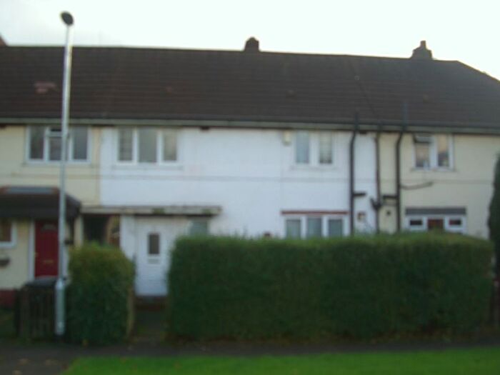 3 Bedroom Terraced House To Rent In Gipton Approach, Leeds, LS9