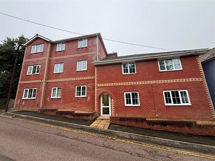 2 Bedroom Apartment To Rent In Brookside, Freshwater, PO40