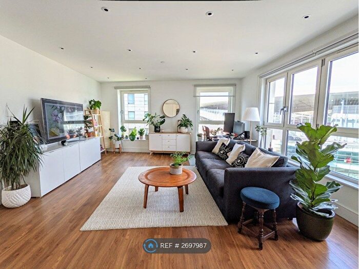 1 Bedroom Flat To Rent In Queensland Road, London, N7