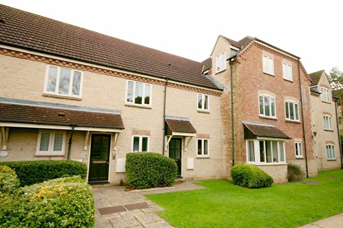 1 Bedroom Apartment To Rent In Kimber Close, Oxford, OX33