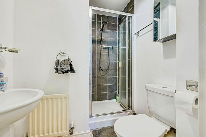 5 Bedroom End Terrace House For Sale In Fore Street, Devonport, Plymouth, PL1
