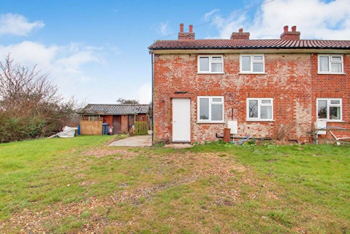 3 Bedroom Semi-Detached House To Rent In East View, Dallinghoo, Woodbridge, IP13