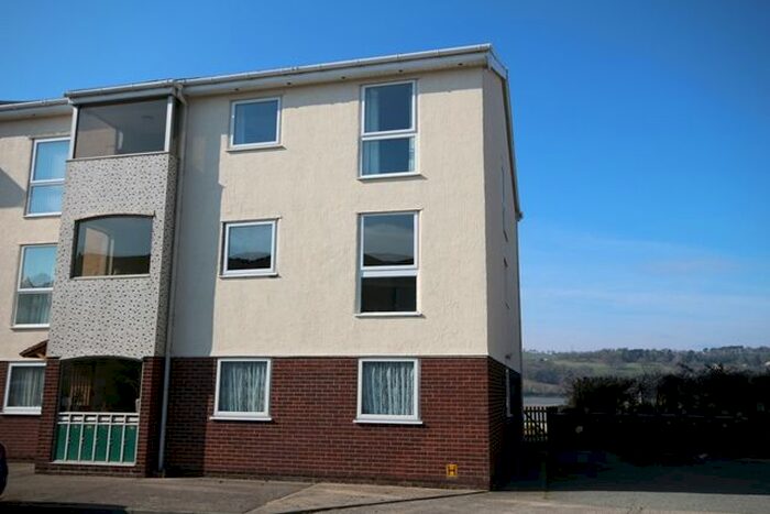 2 Bedroom Flat To Rent In Llanrwst Road, Glan Conwy, Colwyn Bay, LL28
