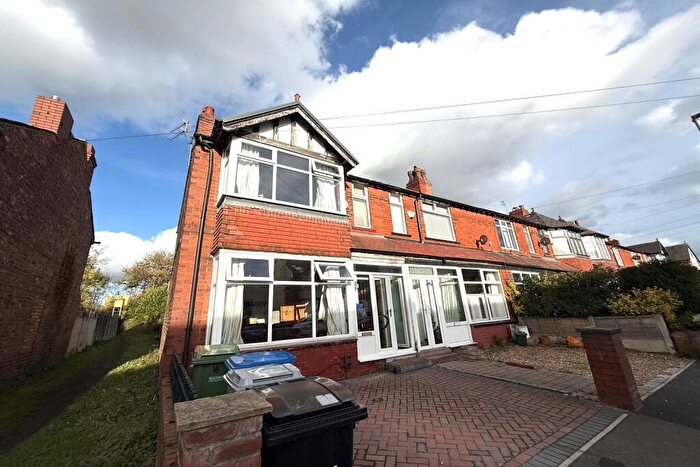 3 Bedroom End Of Terrace House To Rent In Cranford Avenue, Sale, M33