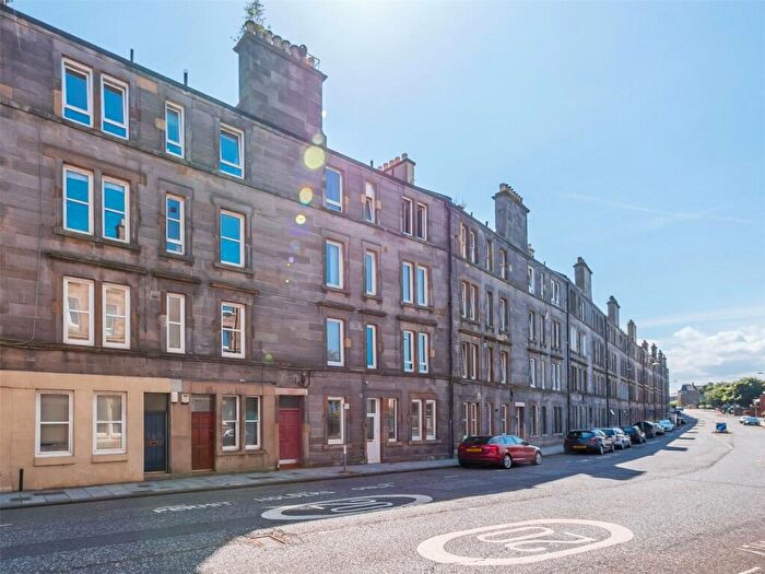 1 Bedroom Flat To Rent In Broughton Road, Broughton, Edinburgh, EH7