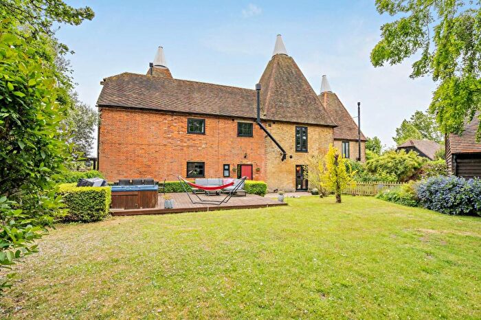5 Bedroom Semi Detached House For Sale In Nine Ash Lane, Boughton-under-Blean, Faversham, Kent, ME13