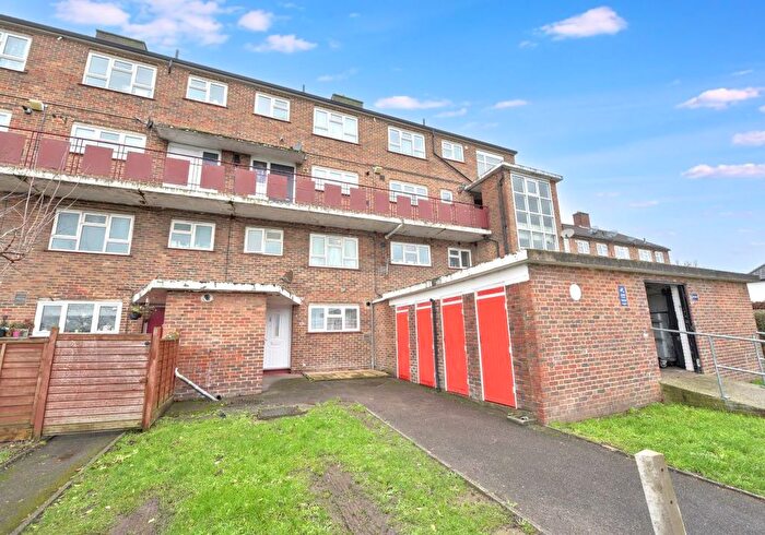 2 Bedroom Flat For Sale In A Wrythe Lane, Carshalton, Surrey, SM5