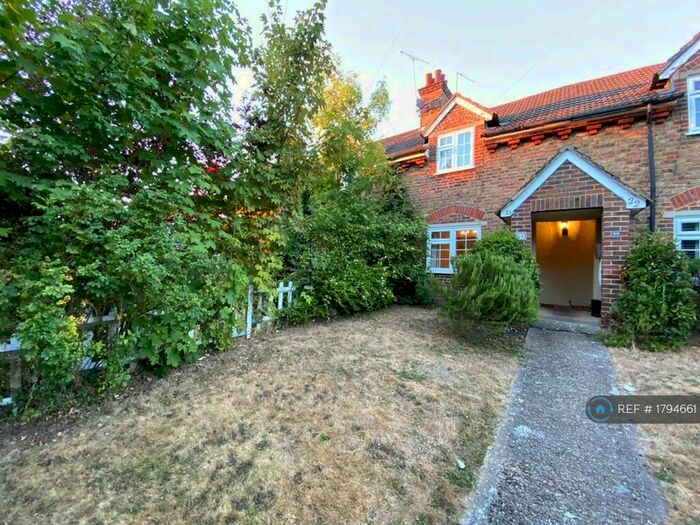 2 Bedroom Terraced House To Rent In Wellington Terrace, Woking, GU21