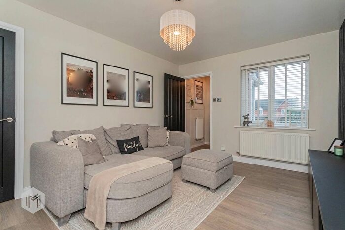 4 Bedroom Detached House For Sale In Inglewood Close, Bury, Greater Manchester, BL9