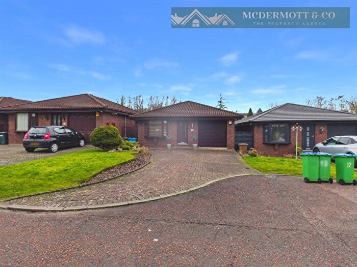 3 Bedroom Detached Bungalow For Sale In Davids Farm Close, Middleton, M24