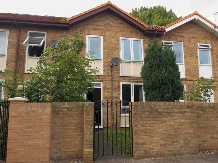 3 Bedroom End Of Terrace House To Rent In Elswick Road, Elswick, Newcastle Upon Tyne, NE4