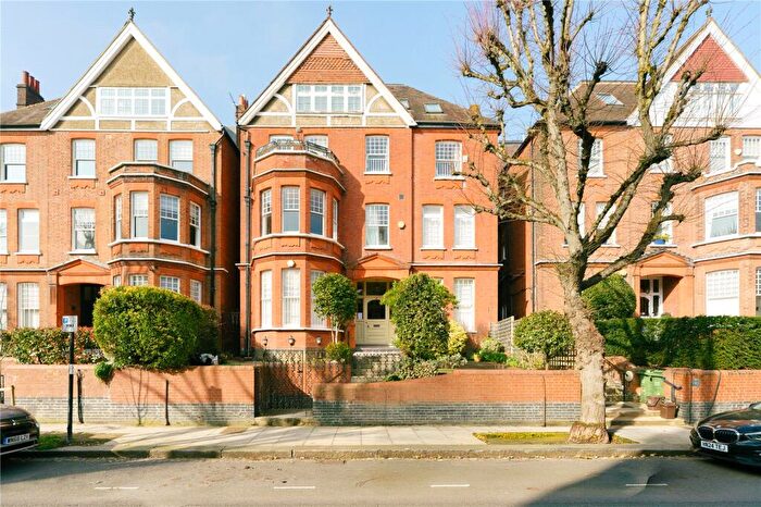 2 Bedroom Apartment For Sale In Wedderburn Road, Hampstead, London, NW3