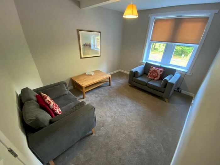 4 Bedroom Flat To Rent In Dalkeith Road, Newington, Edinburgh, EH16